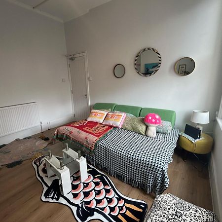 הייסטינגס Bright Apartment In The Heart Of St Leonards מראה חיצוני תמונה