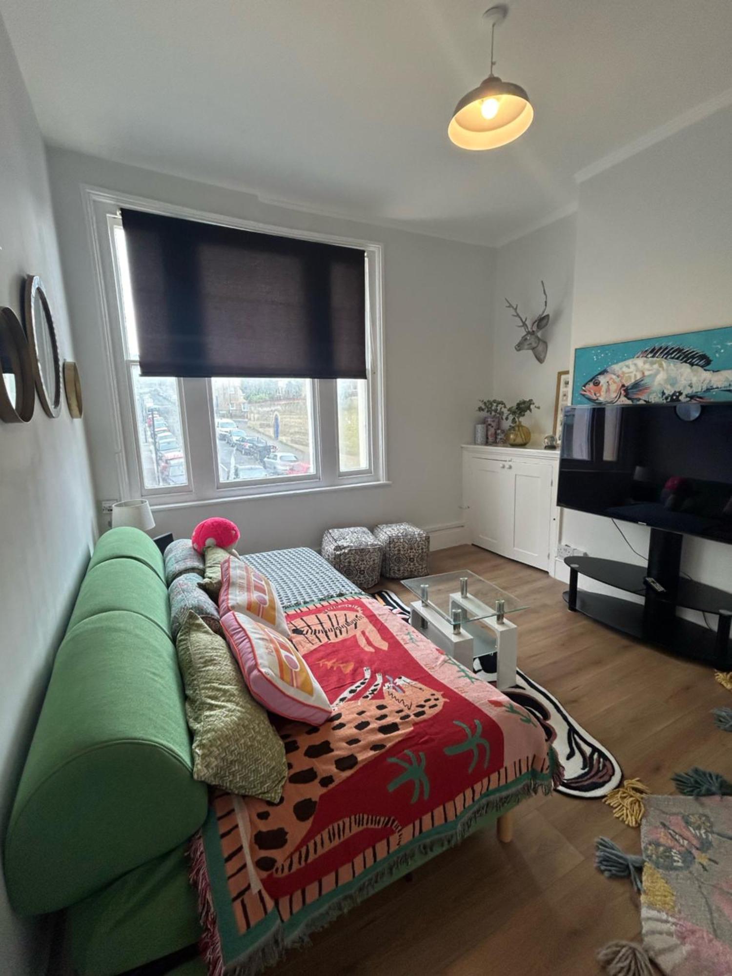 הייסטינגס Bright Apartment In The Heart Of St Leonards מראה חיצוני תמונה
