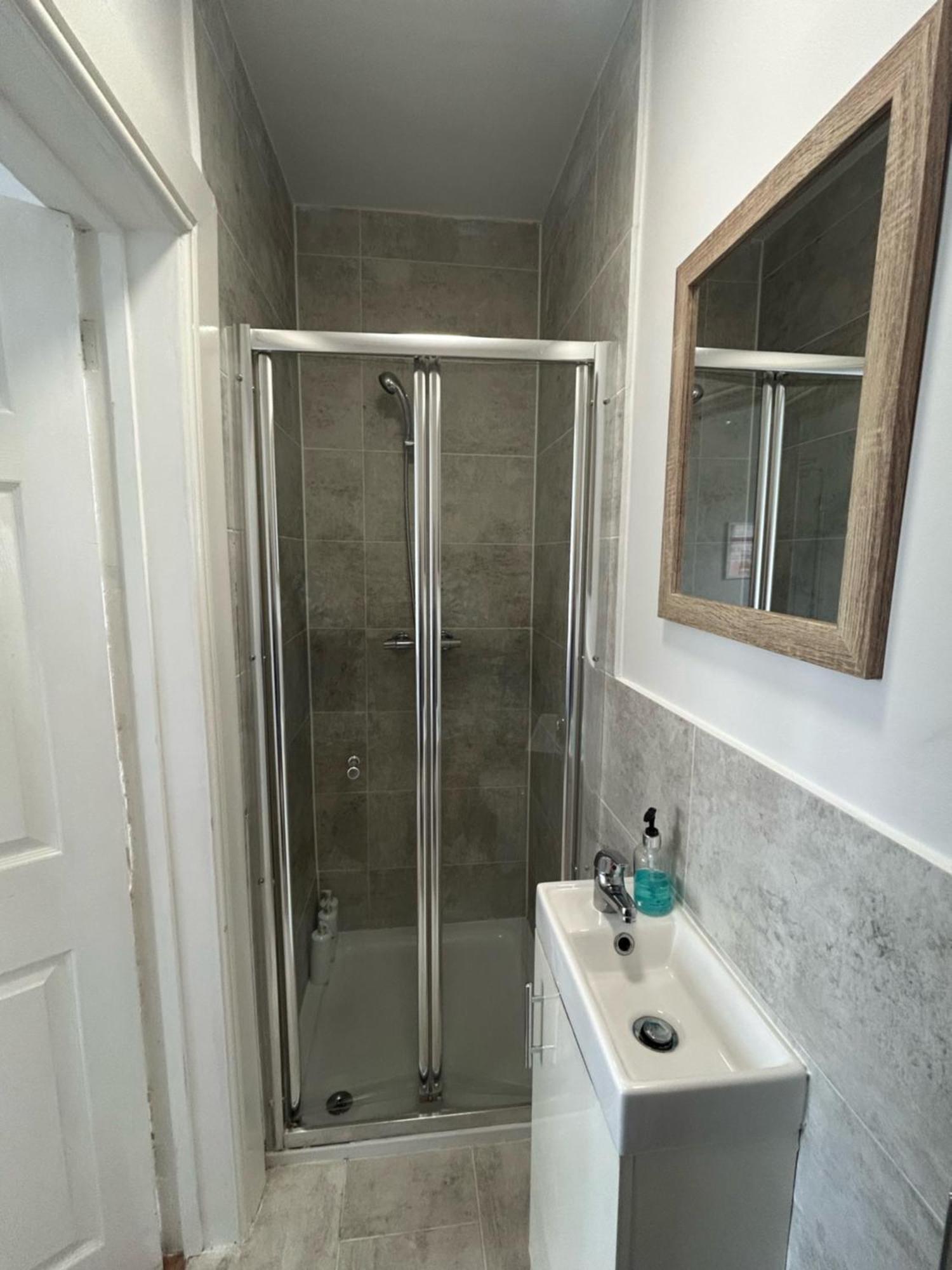 הייסטינגס Bright Apartment In The Heart Of St Leonards מראה חיצוני תמונה